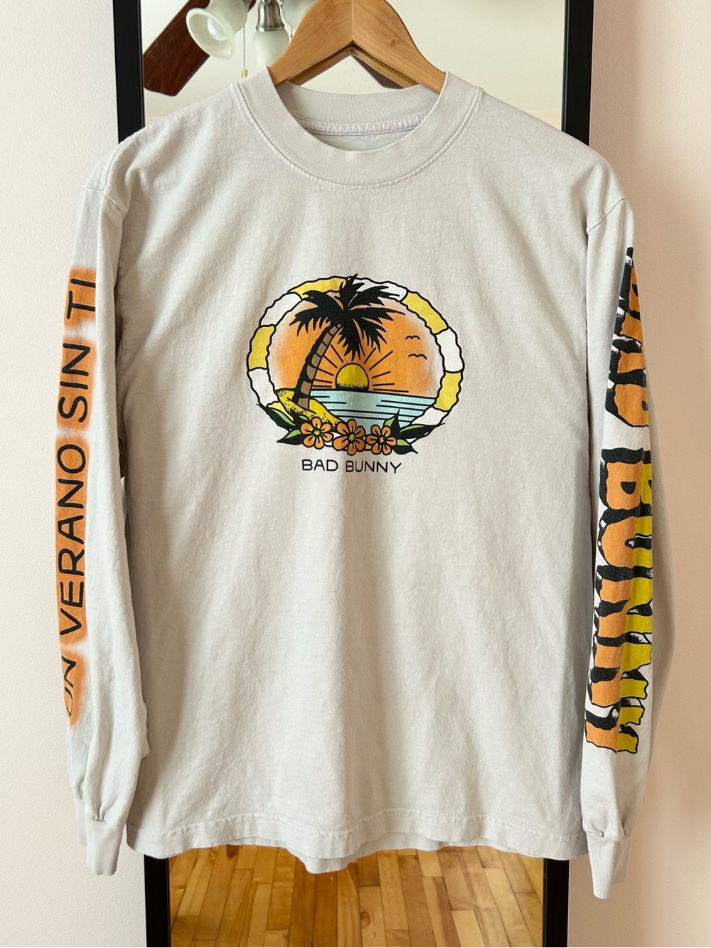 Vintage 2022 Bad Bunny Un Verano Sin Ti tour concert band tee shirt long sleeve